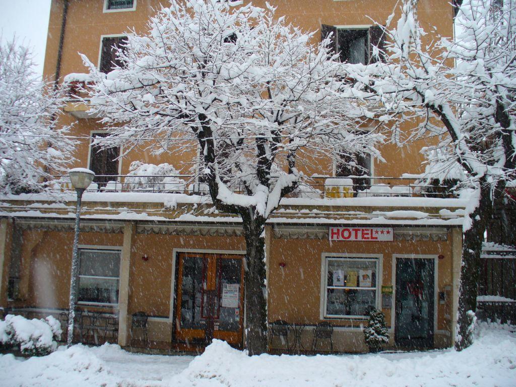 Hotel Locanda Del Mel Calolziocorte Exterior foto